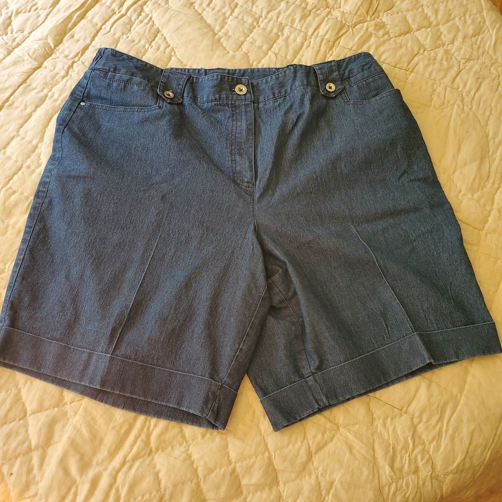 New Directions women's blue jean shorts cuffed size 16W lightweight zipper closu